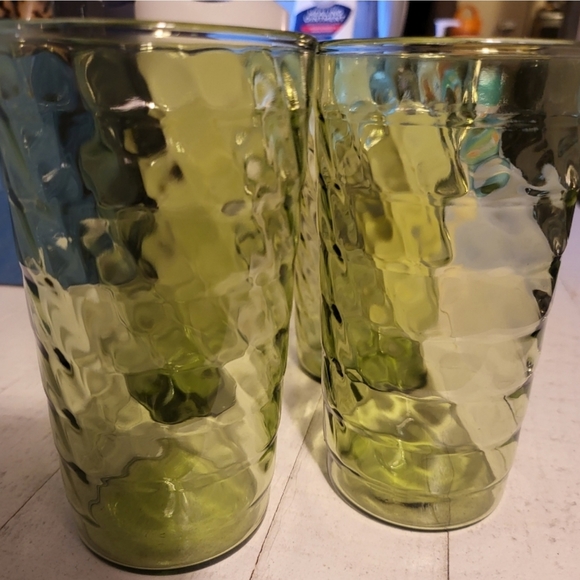 MCM Avocado 5" Ribbed Glassware 4pc Set - Picture 4 of 5